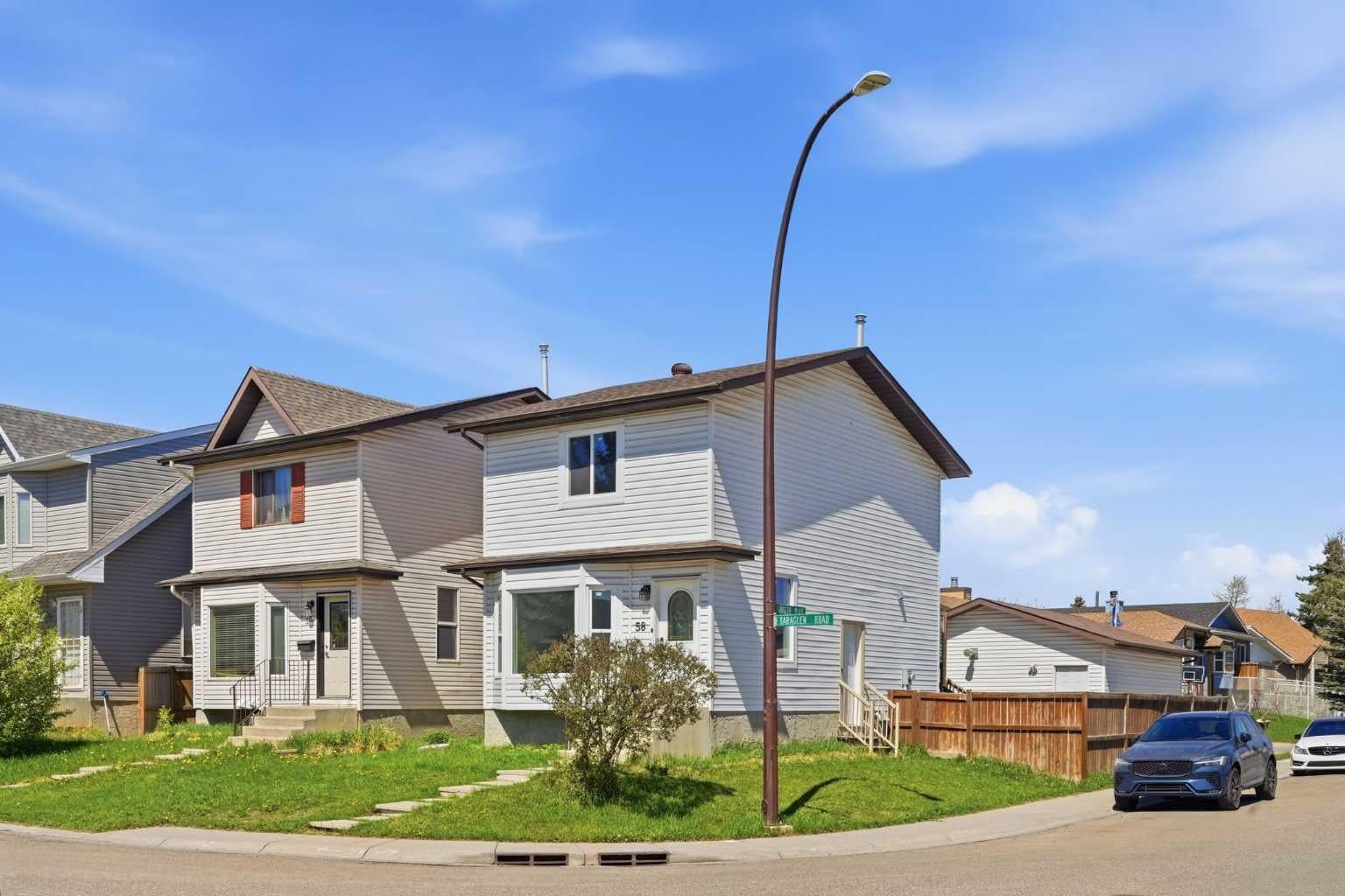 58 Taraglen Road NE