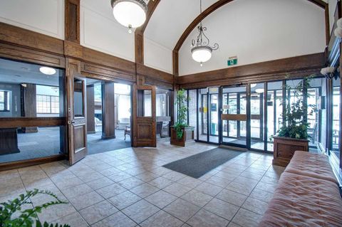 Tiny photo for 3719B 49 Street NW #203, Calgary, AB T3A 2E3 (MLS # A2282504)