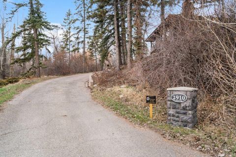 Photo of 2910 Marquette Street SW, Calgary, AB T2T 3E3 (MLS # A2297058)