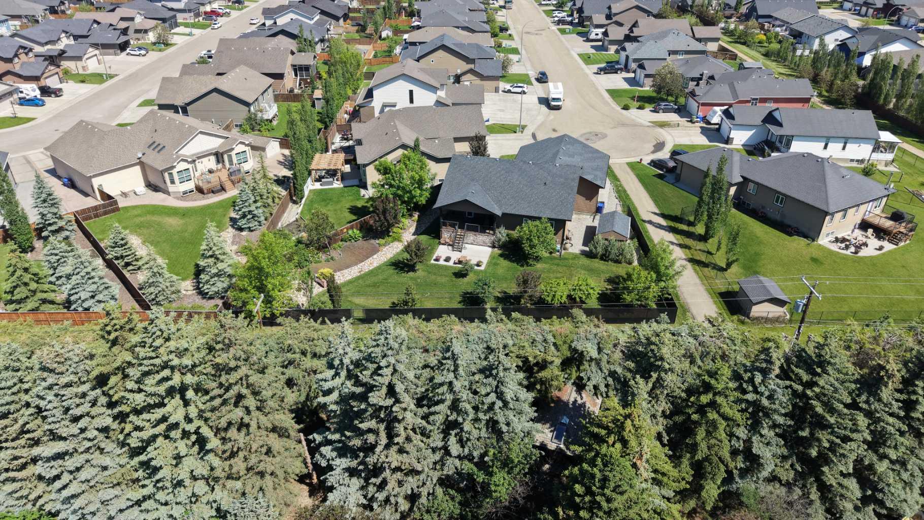 24 Vermont Close