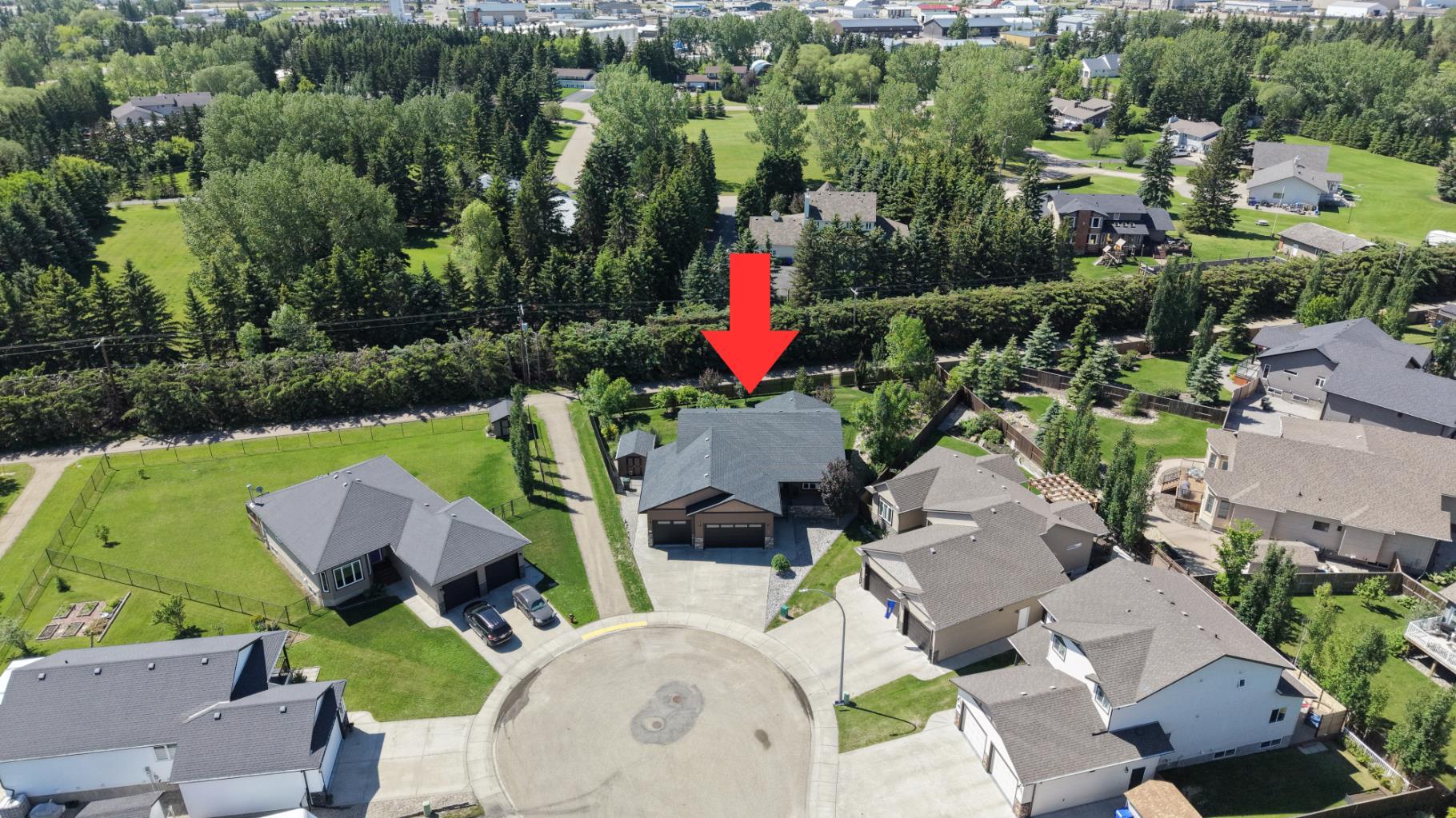 24 Vermont Close