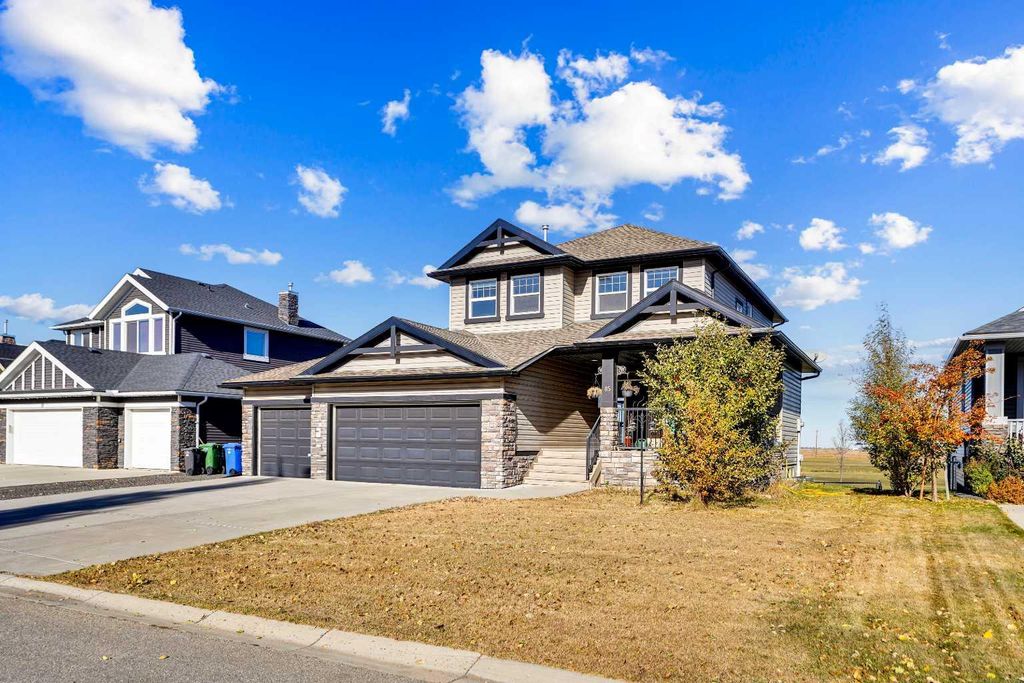 Photo of 85 Boulder Creek Manor SE, Langdon, AB T0J 1X3 (MLS # A2266885)