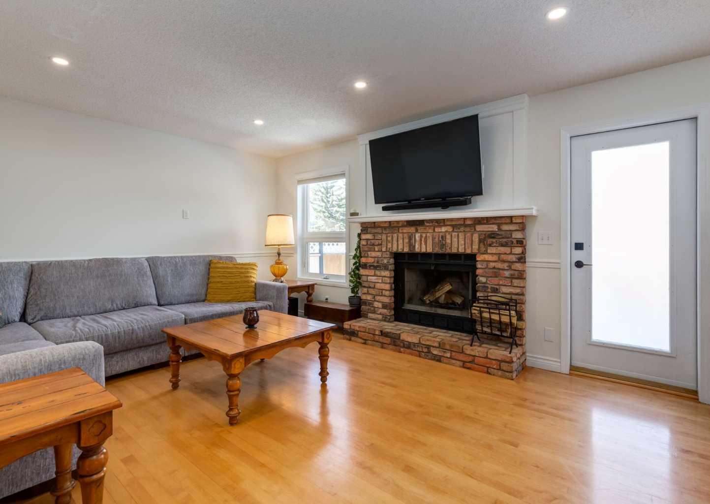 109 Sundown Place SE