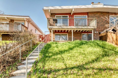 Photo of 2610 Dover Ridge Drive SE, Calgary, AB T2B 2L3 (MLS # A2296200)