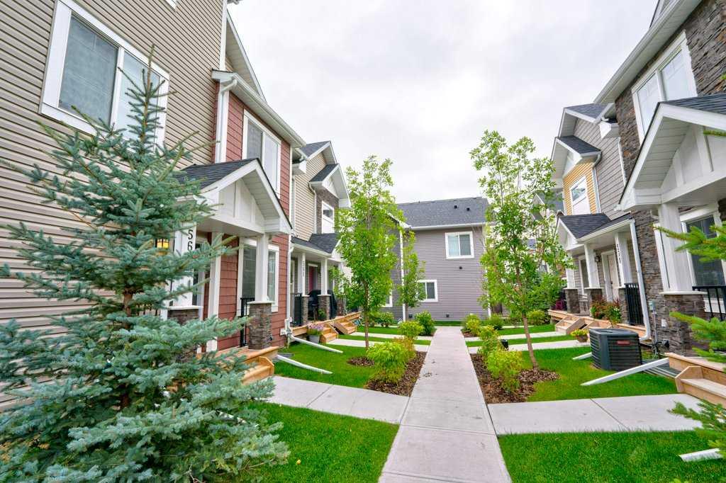 561 Canals Crossing SW