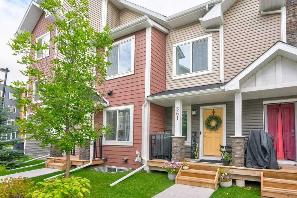 561 Canals Crossing SW