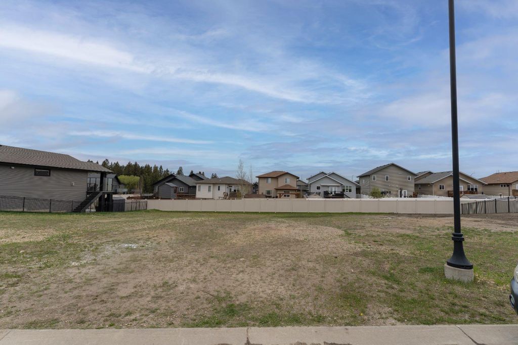 Photo of 10 Tyrrell Place, Red Deer, AB T4P 0T8 (MLS # A2315716)