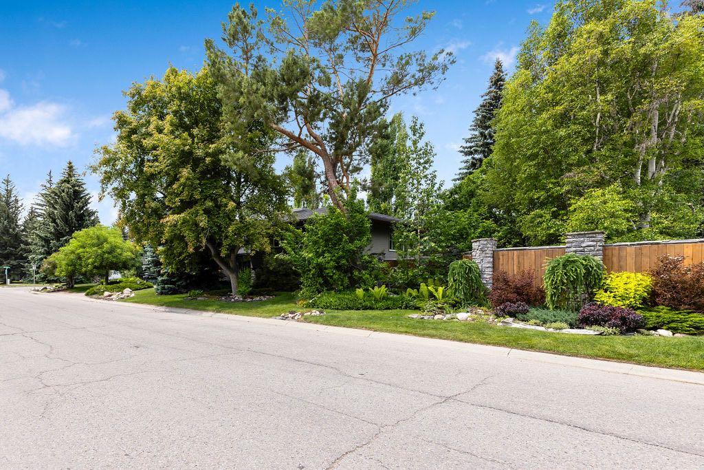 35 Eagle Ridge Drive SW