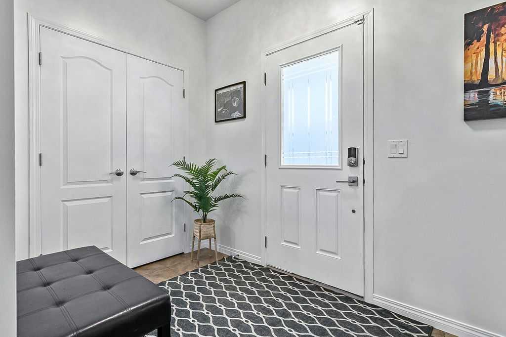 111 Drake Landing Loop