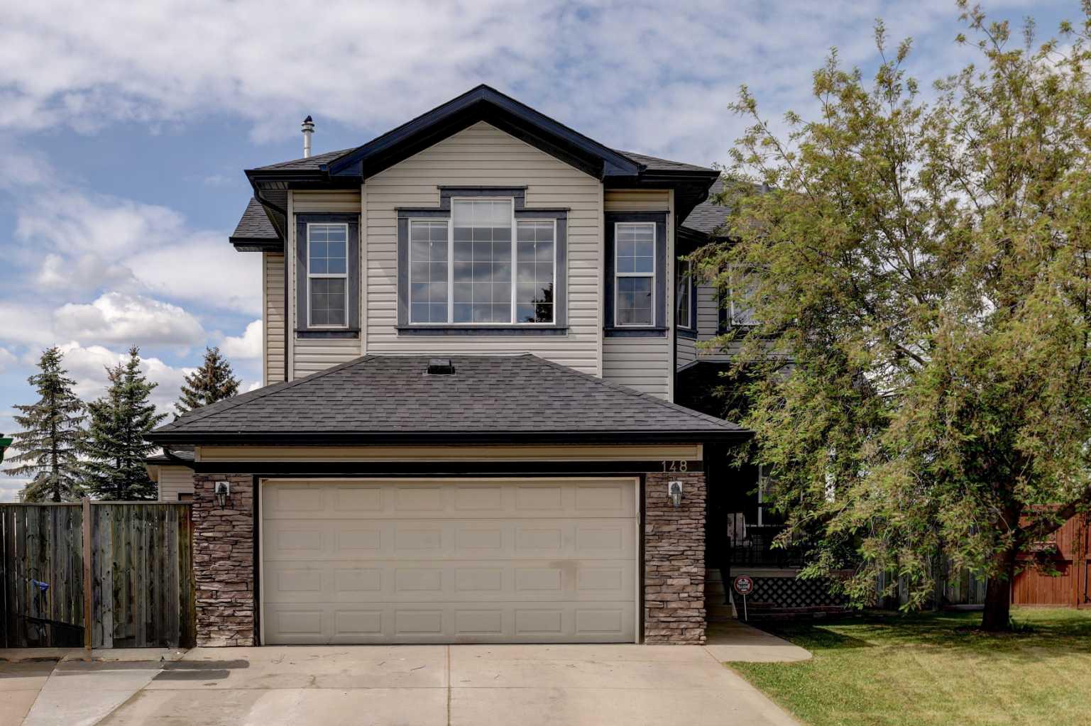 148 Stonegate Crescent NW