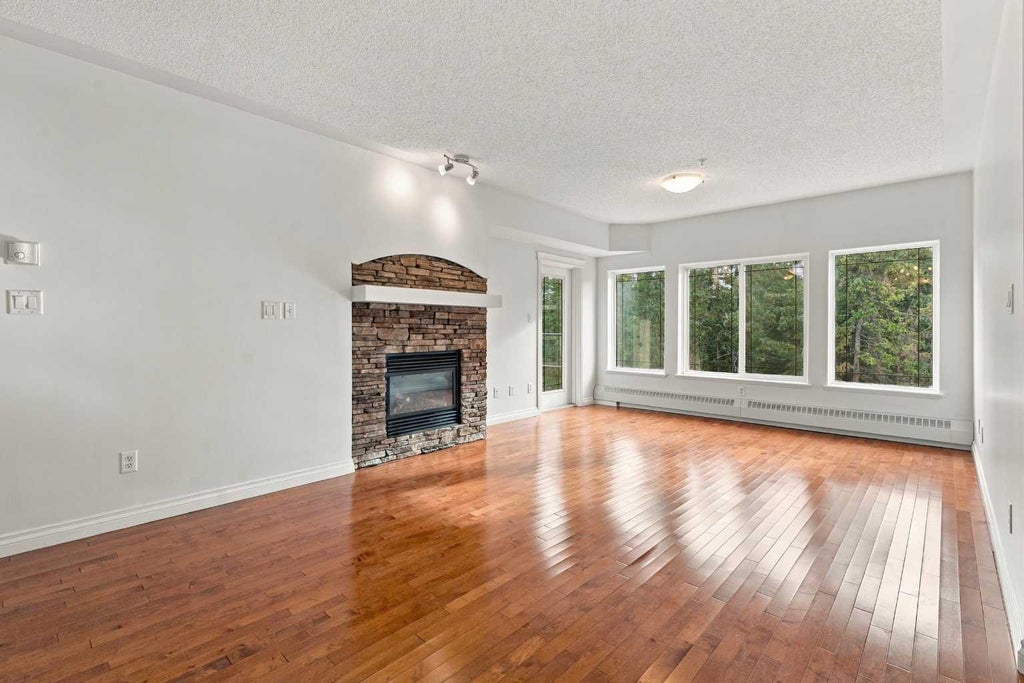 Photo of 30 Discovery Ridge Close SW #305, Calgary, AB T3H 4Y3 (MLS # A2353687)