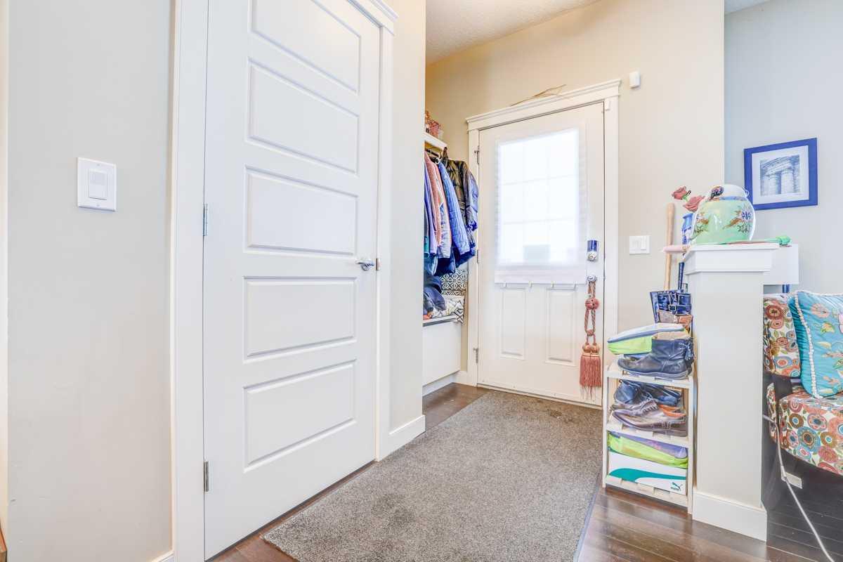 29 Redstone Common NE