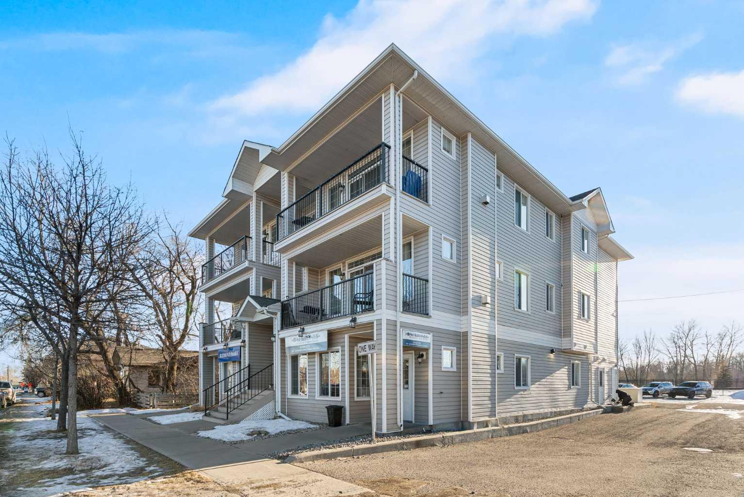 29 N Railway Street N 303