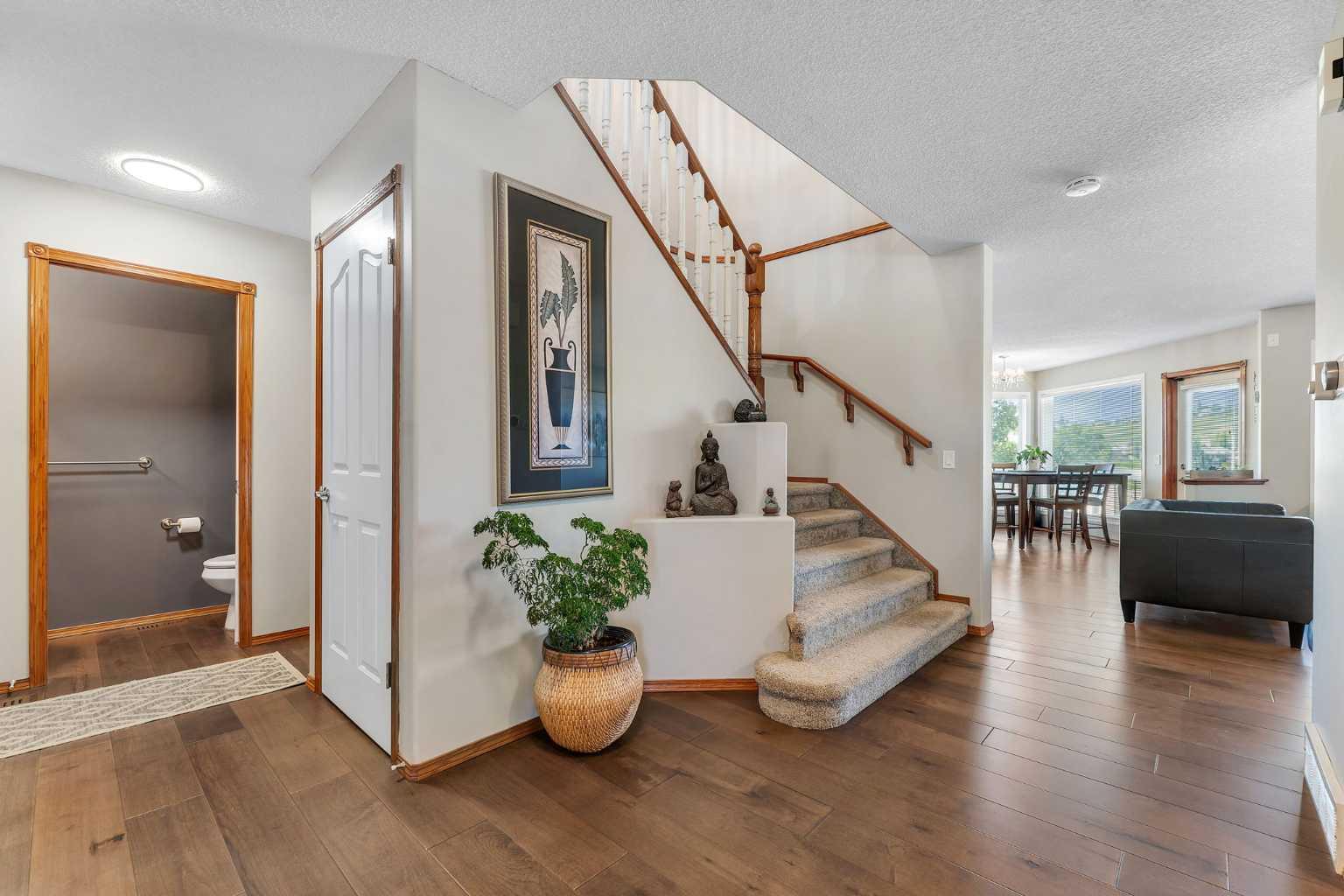 352 Hidden Valley Manor NW
