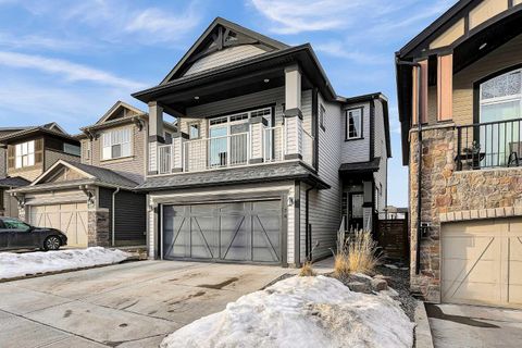 78 Sage Bluff View NW Calgary AB T5J 5E8