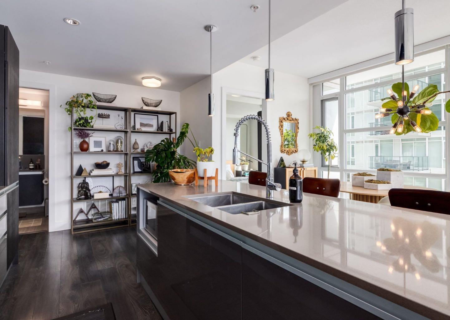 1122 3 Street SE 1607