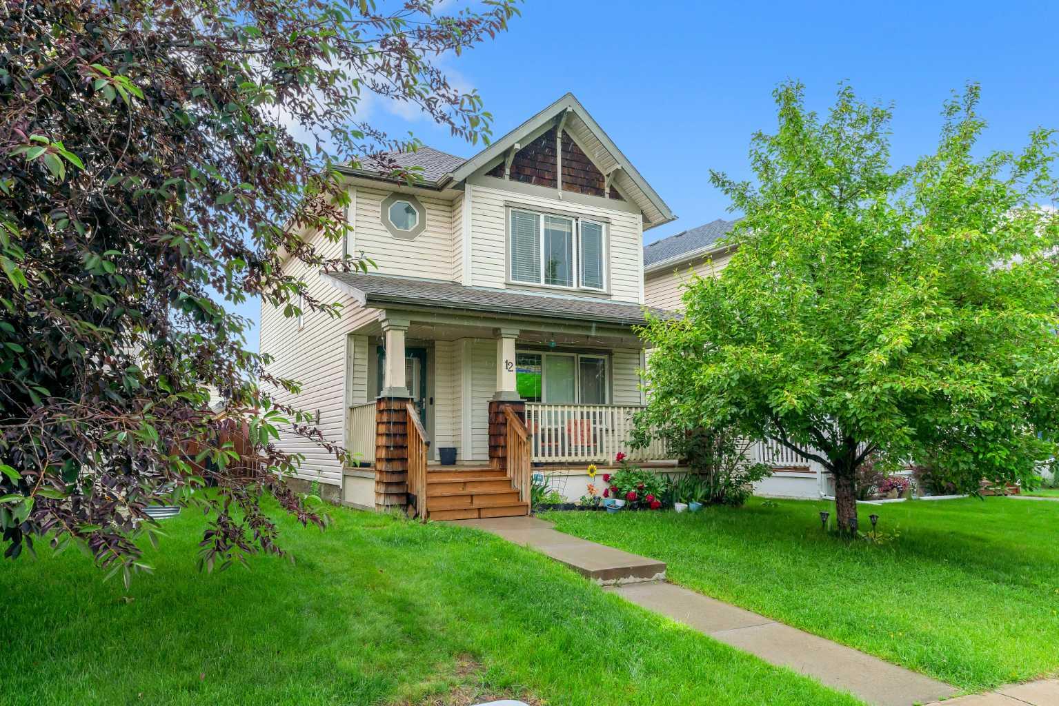 12 Copperfield Rise SE