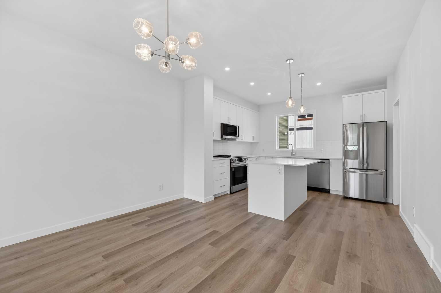 26 Creekside Avenue SW