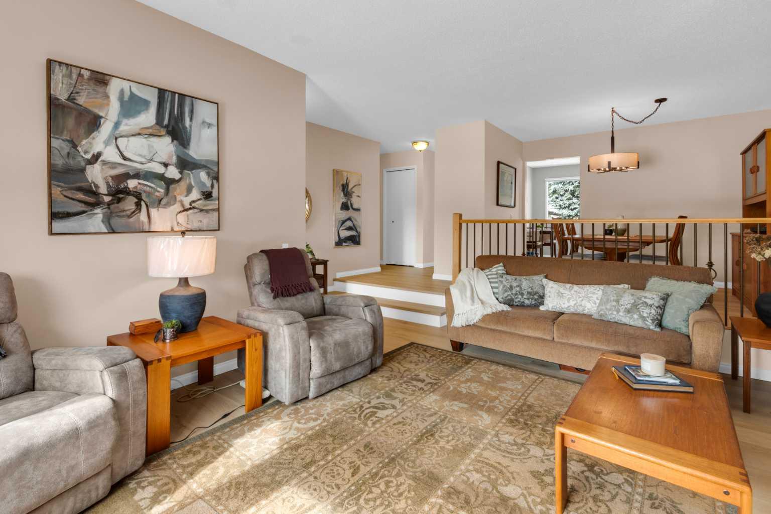 4640 Rundlehill Road NE