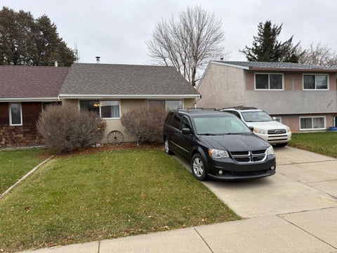 Photo of 1013 St David Road N, Lethbridge, AB T1H 5A5 (MLS # A2355402)