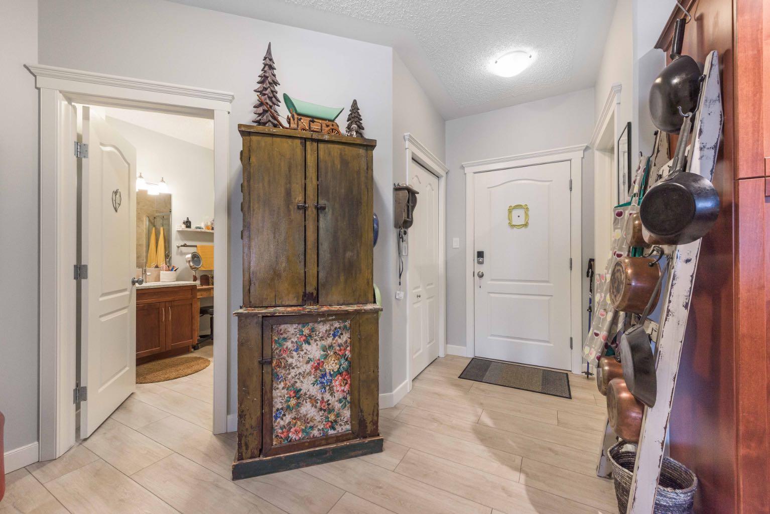 20 Discovery Ridge Close SW 341