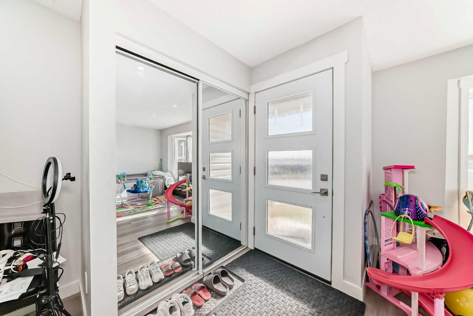 109 Bedfield Court NE