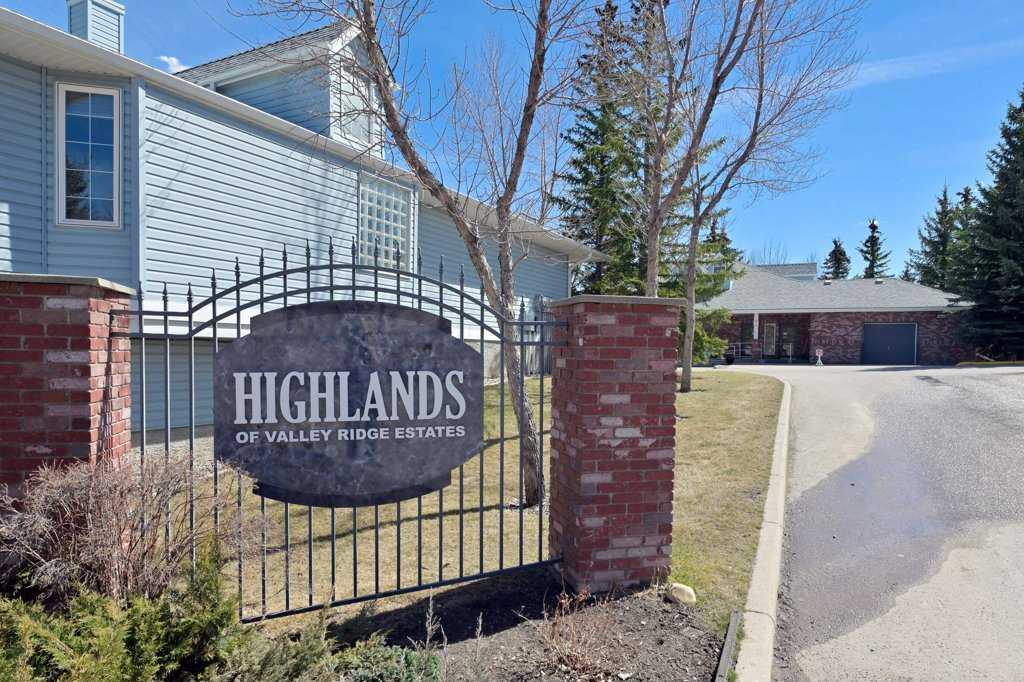 184 Valley Ridge Heights NW