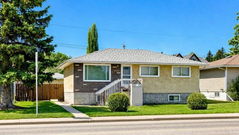 Photo of 8315 Bowness Road NW, Calgary, AB T3B 0H5 (MLS # A2304117)