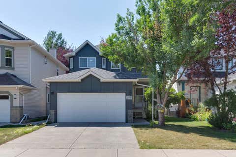 Photo of 10521 Hidden Valley Drive NW, Calgary, AB T3A 5W8 (MLS # A2333979)