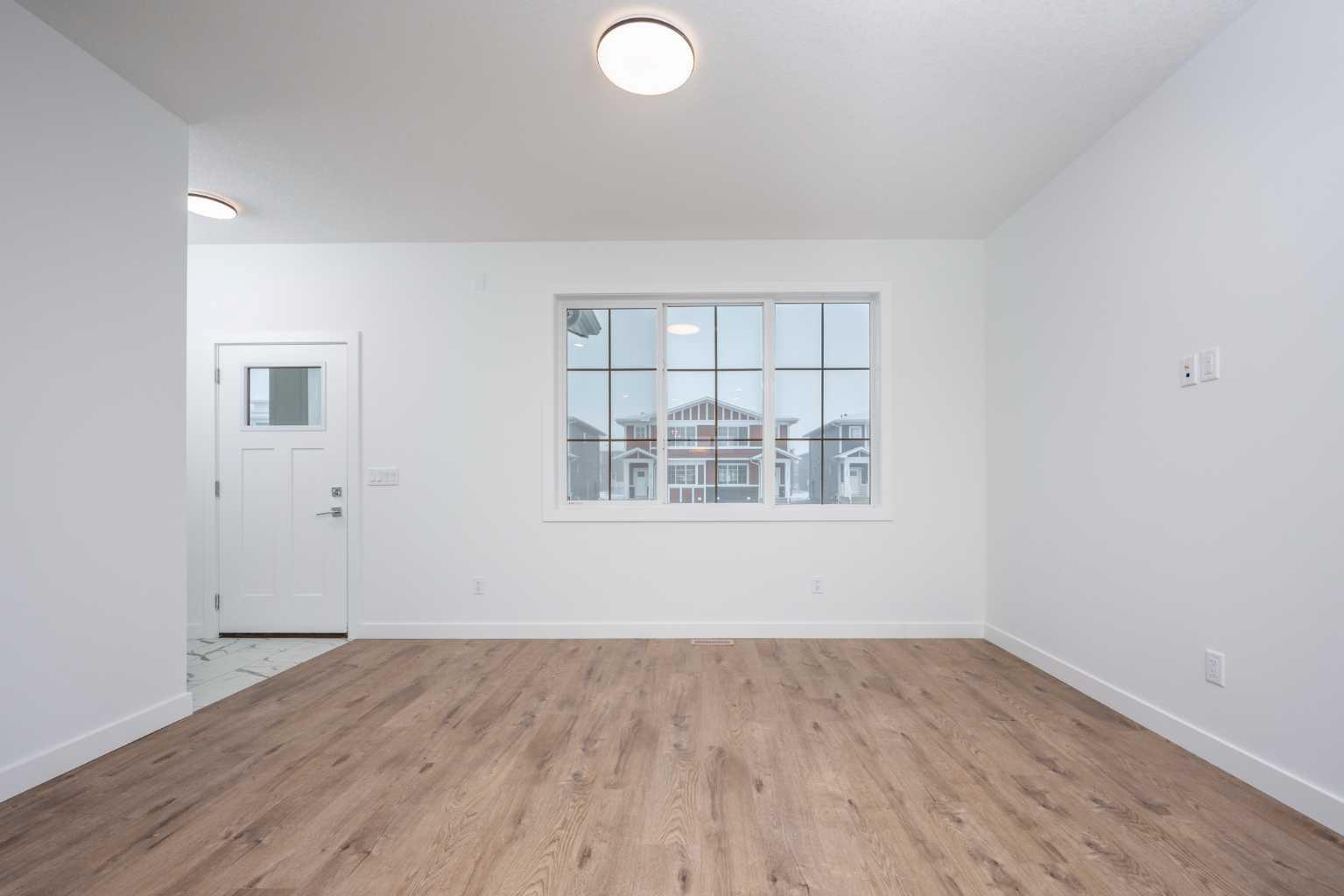 1020 West Lakeview Drive