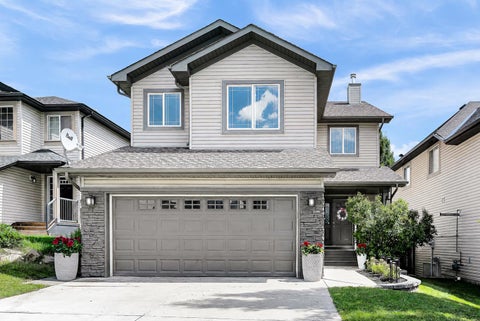 Photo of 71 Westmount Circle, Okotoks, AB T1S 0B7 (MLS # A2326605)