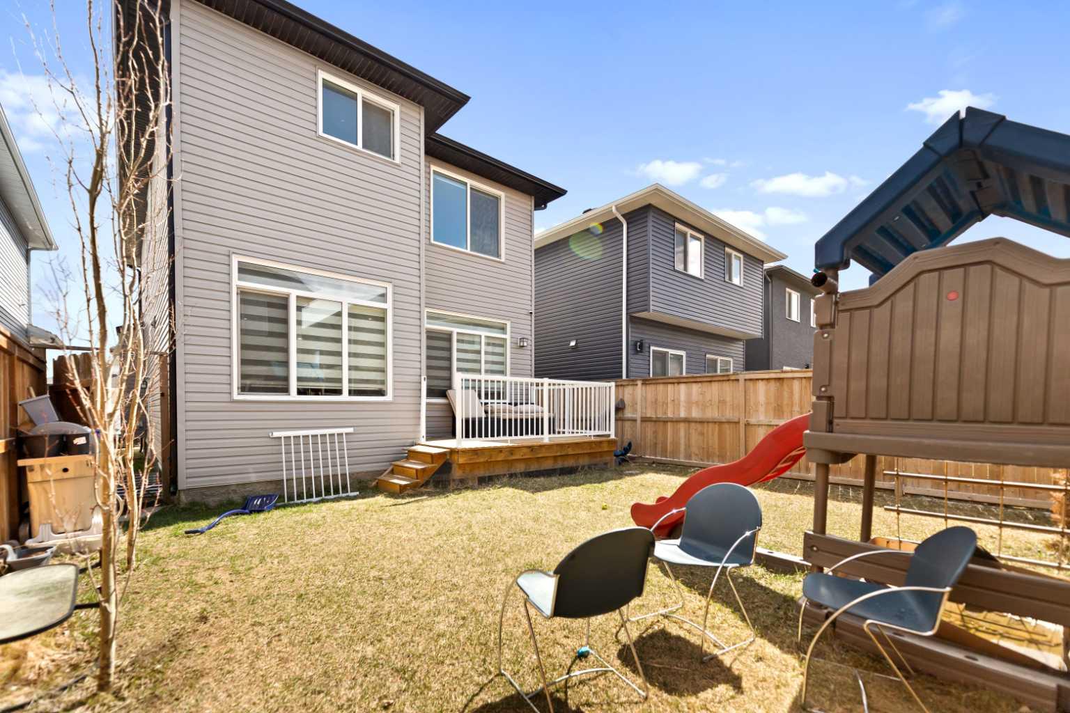 439 Bayview Way SW