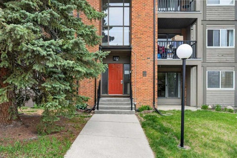 Photo of 6400 Coach Hill Road SW #113, Calgary, AB T3H 1B8 (MLS # A2311921)