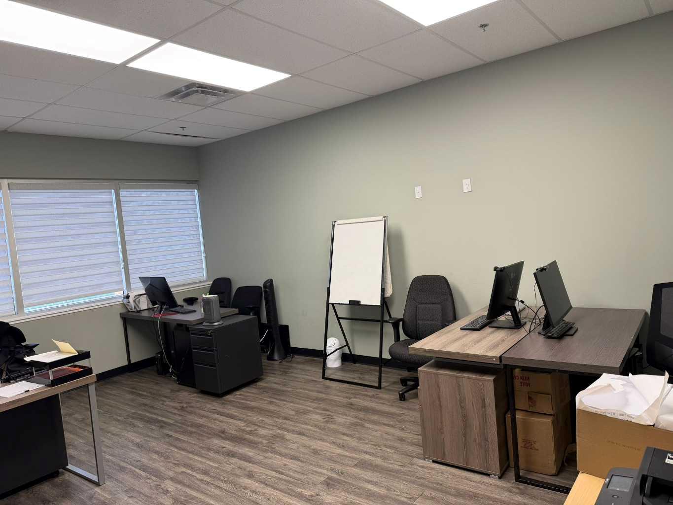 6424 36 Street NE 250