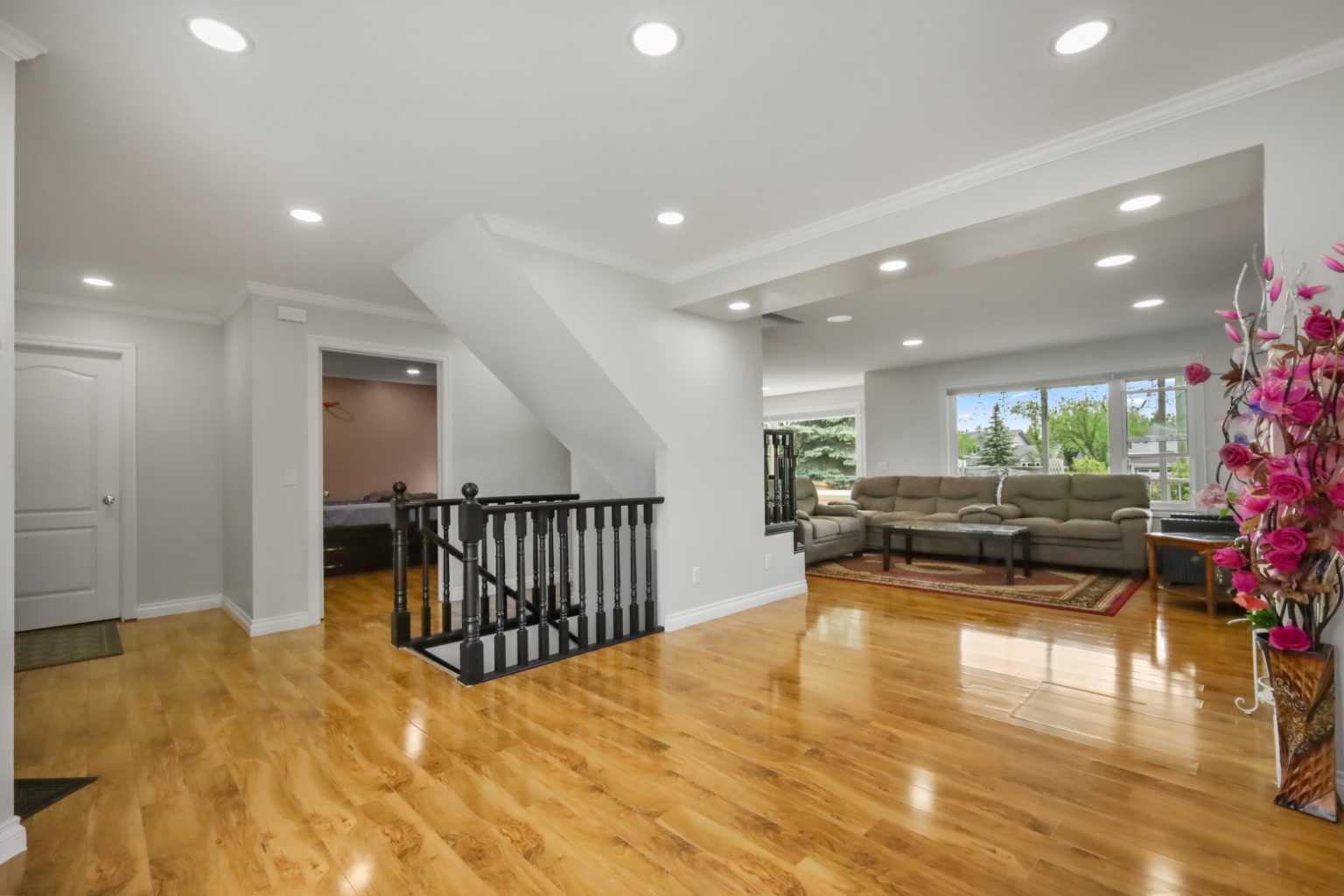 140 Coventry Green NE