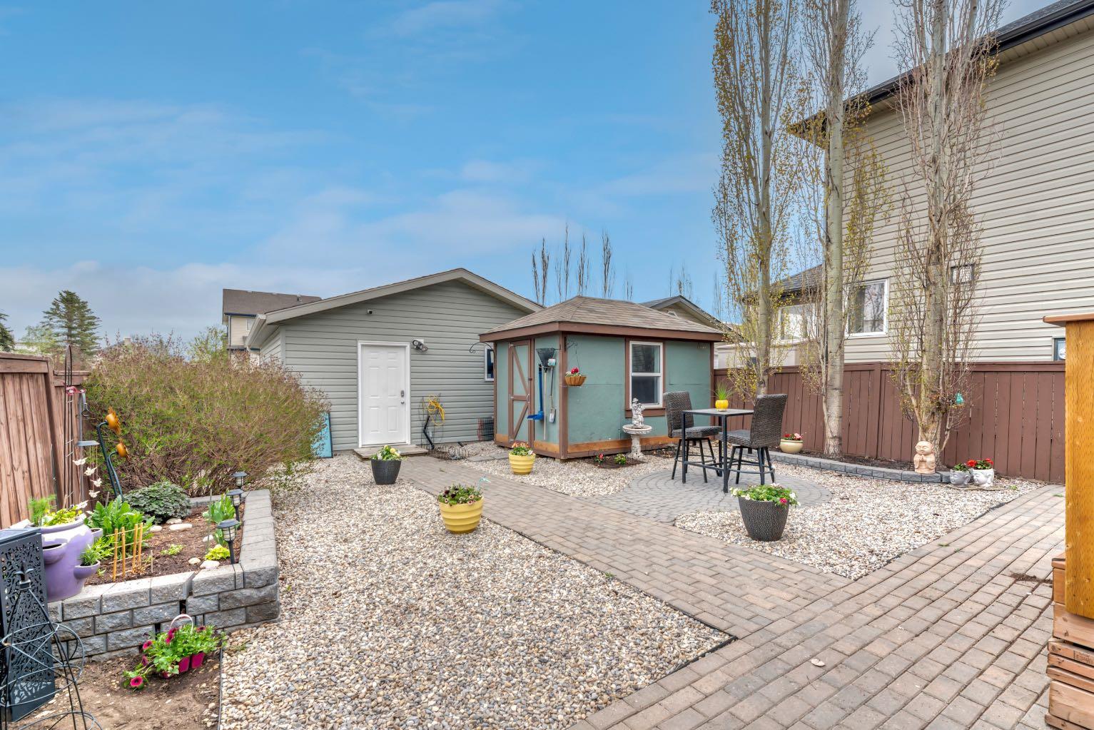 250 Prestwick Close SE