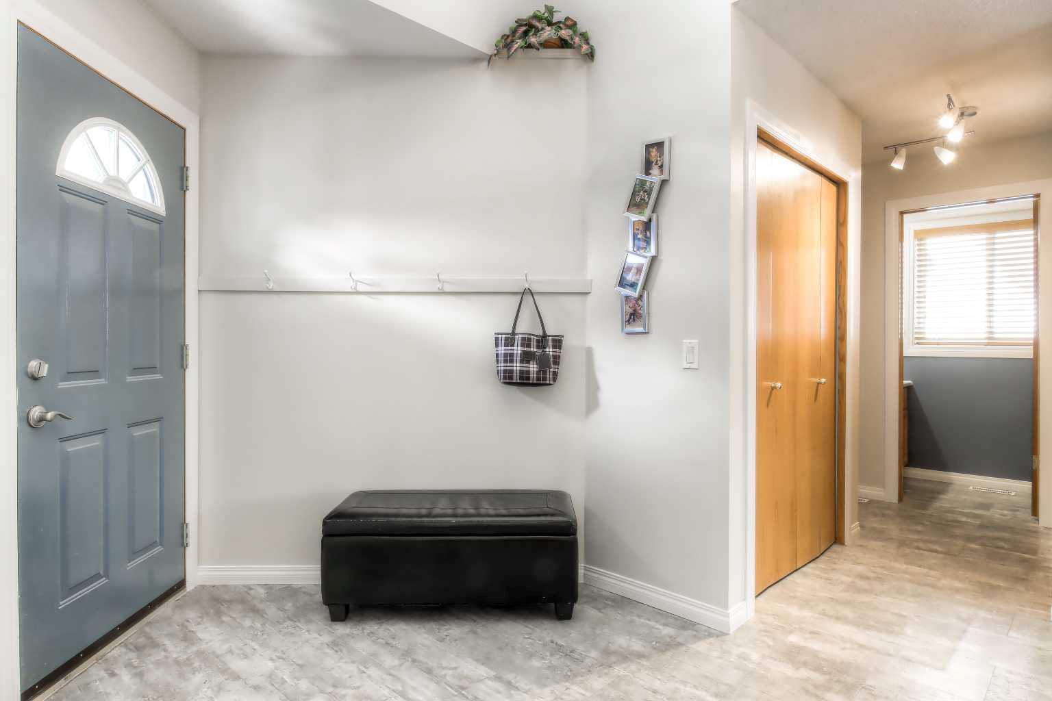 64 Hawkdale Close NW