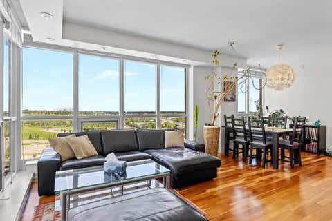 Photo of 10 Shawnee Hill SW #701, Calgary, AB T2Y 0K5 (MLS # A2322383)