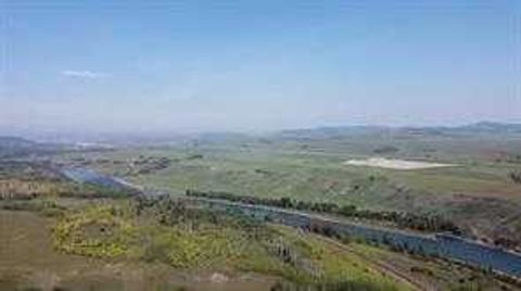 W-5.R-5,T-26,S-13,Q-SW AND W-5,R-5,T-26, S-13, Q-S Rural Rocky View County AB T0L 1N0