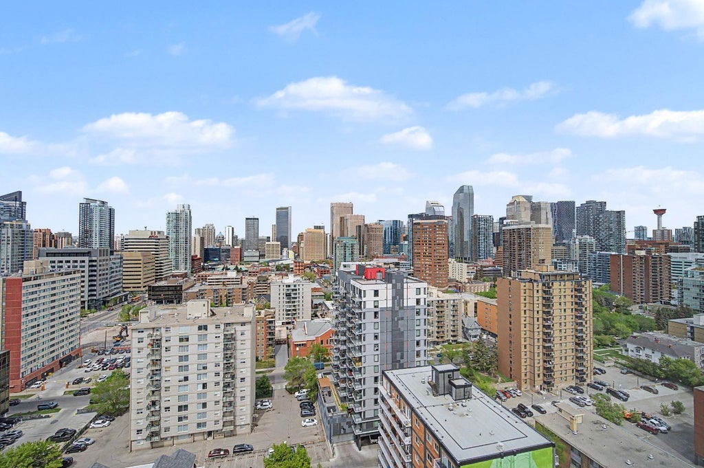 Photo of 817 15 Avenue SW #1900, Calgary, AB T2R 0H8 (MLS # A2335575)