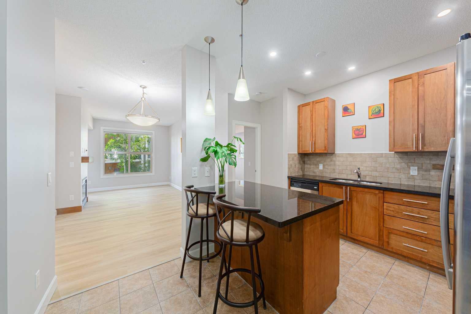88 Arbour Lake Road NW 322