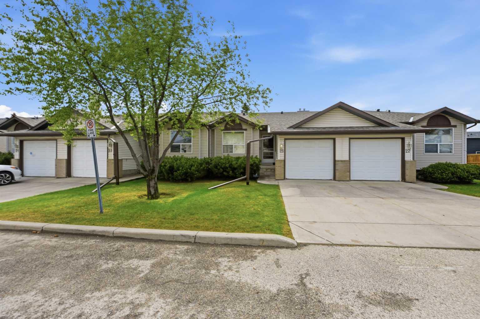 25 Tararidge Circle NE