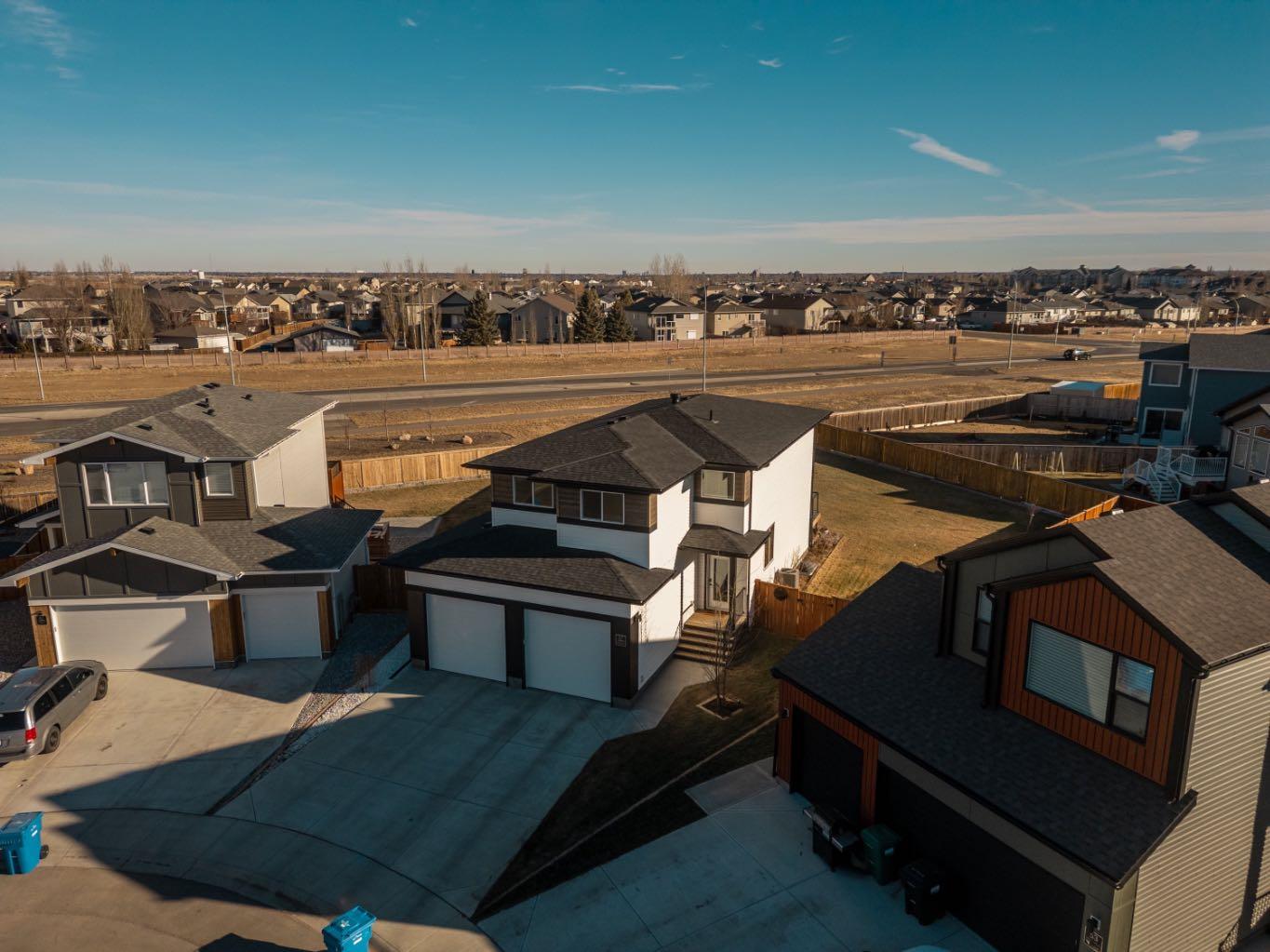 57 Goldenrod Place W