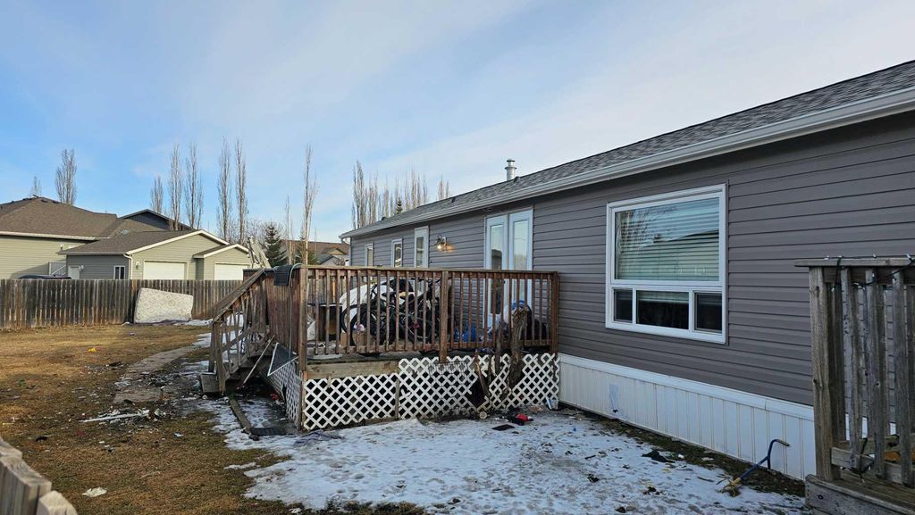 Photo of 6001 53 Avenue Close, Stettler, AB T0C 2L2 (MLS # A2296360)