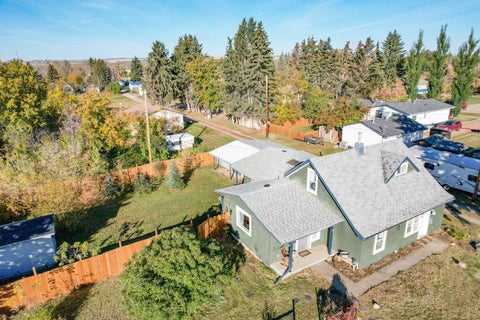 Photo of 4932 49th Street, Mirror, AB T4N 4A7 (MLS # A2350542)