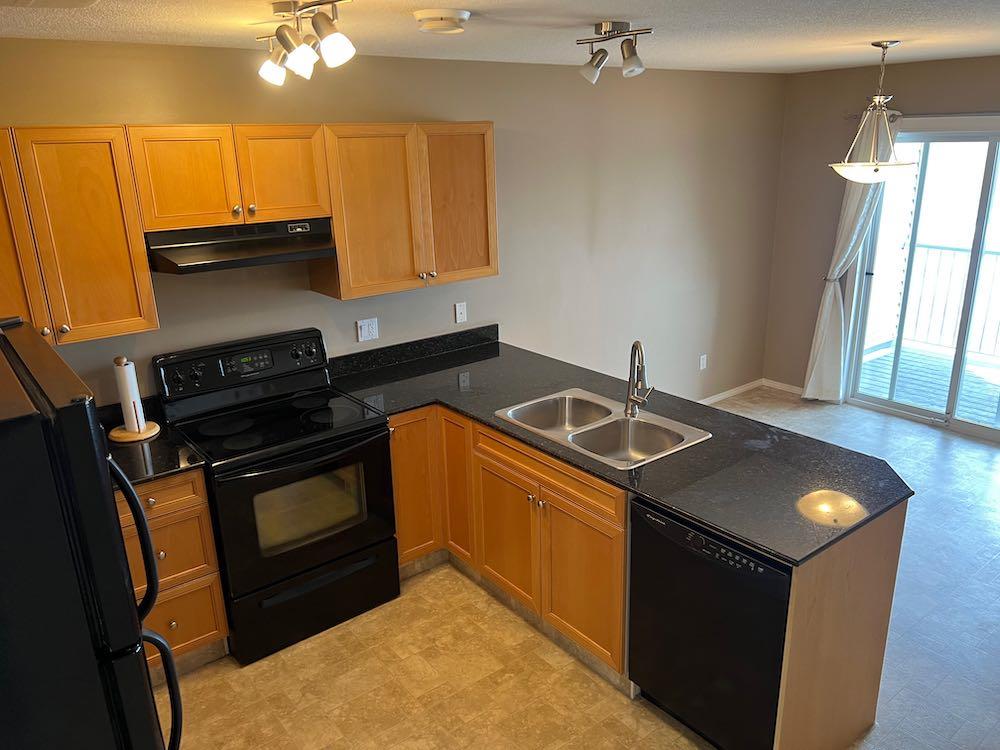 178 Northlands Pointe NE