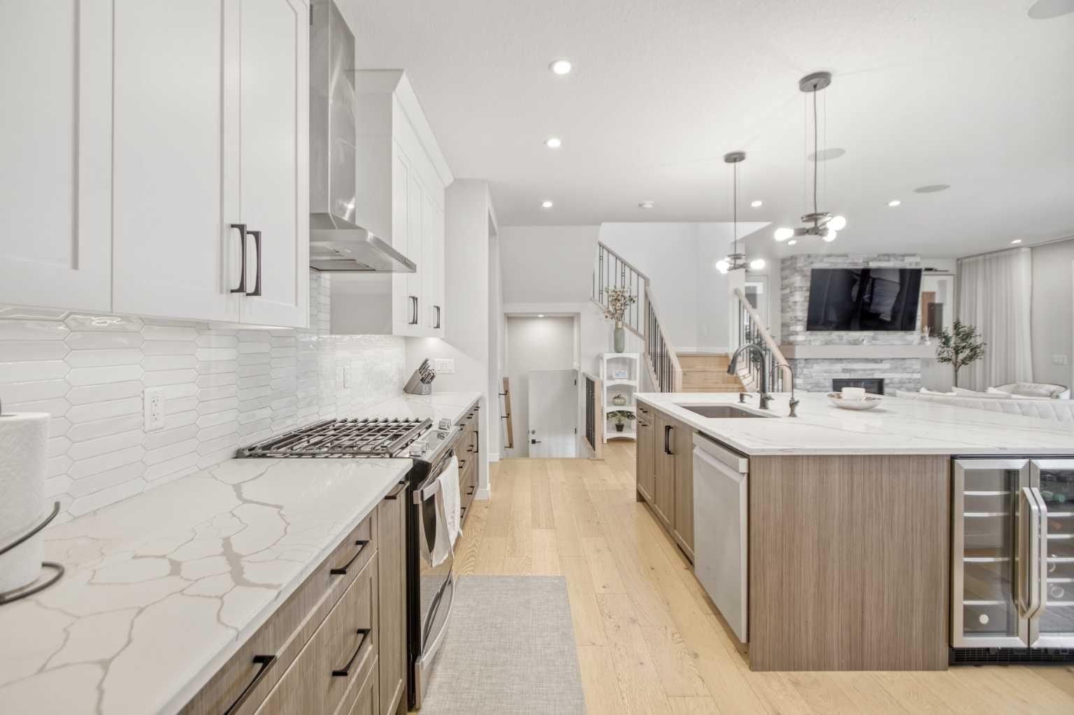 1104 Cranbrook Gardens SE