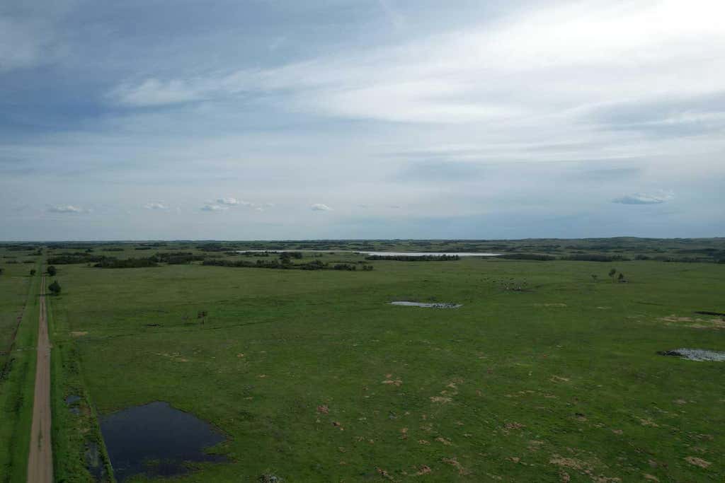 Photo of On Range Road 154, Rural Stettler No. 6, County of, AB T0J 1G0 (MLS # A2323889)