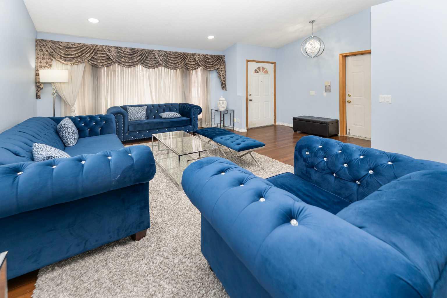 18 Coral Sands Place NE