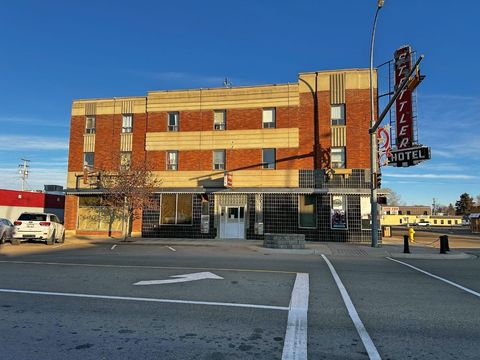 5001 50 Street Stettler AB T0C 2L0